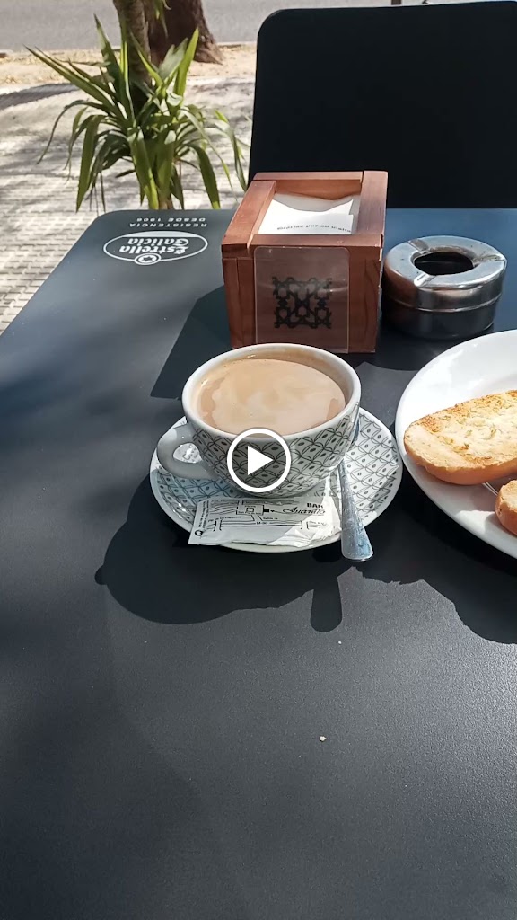 LA FONTANA BAR — Videos