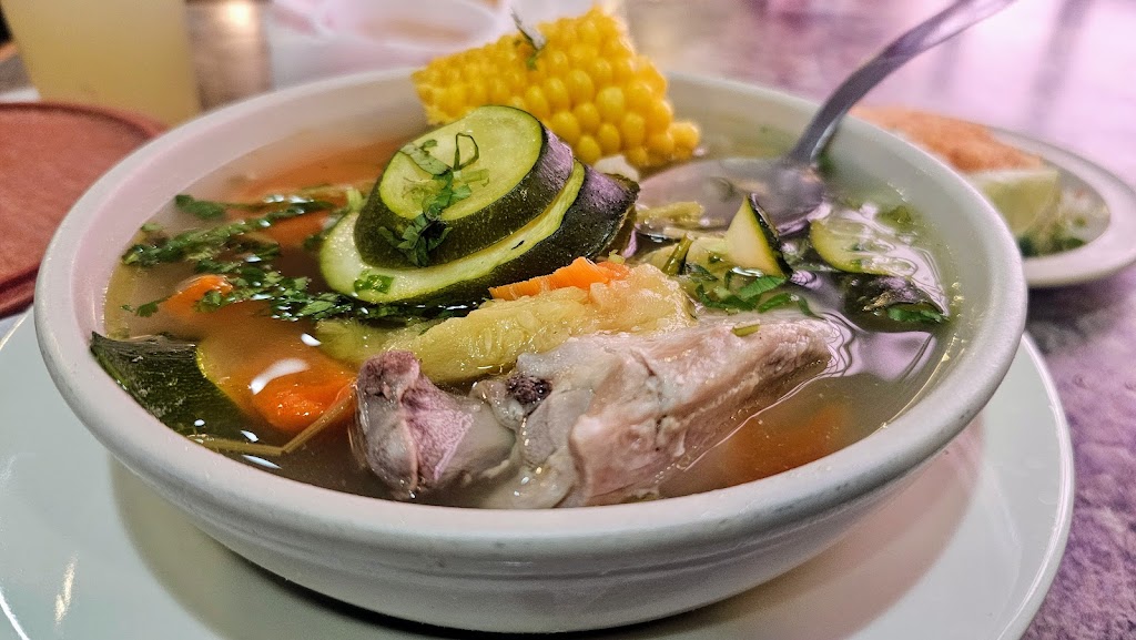 Reyna's Mexican Restaurant in Midland