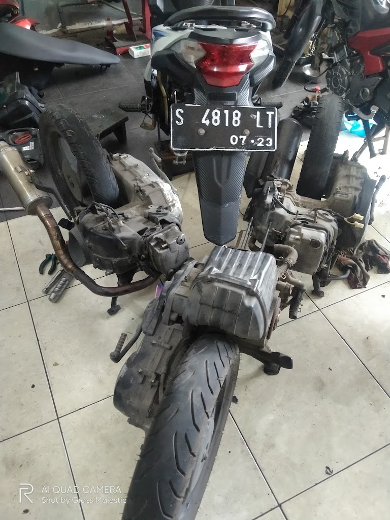 Garasi Roda Dua Kediri