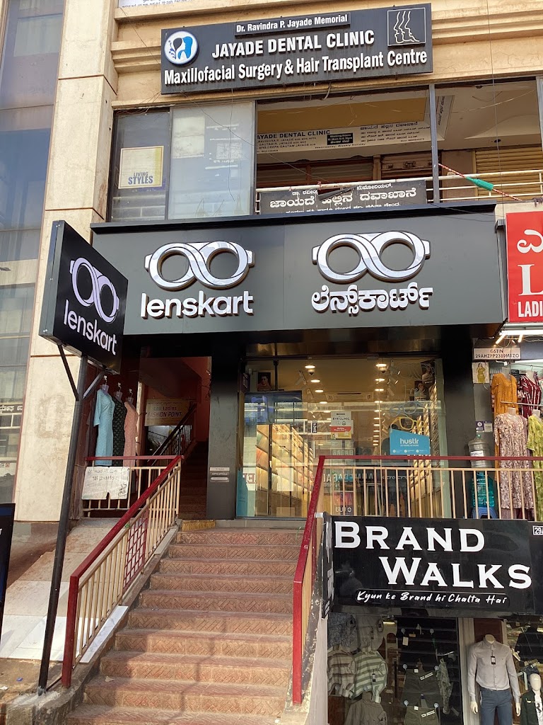 Lenskart Com Flagship Store At Koppikar Road Hubli