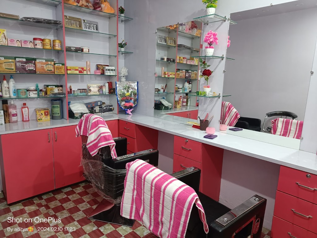 New Modern Beauty Parlour