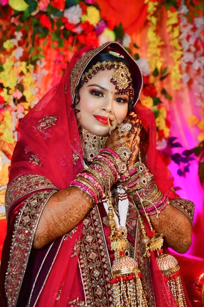 Simran Beauty Parlour