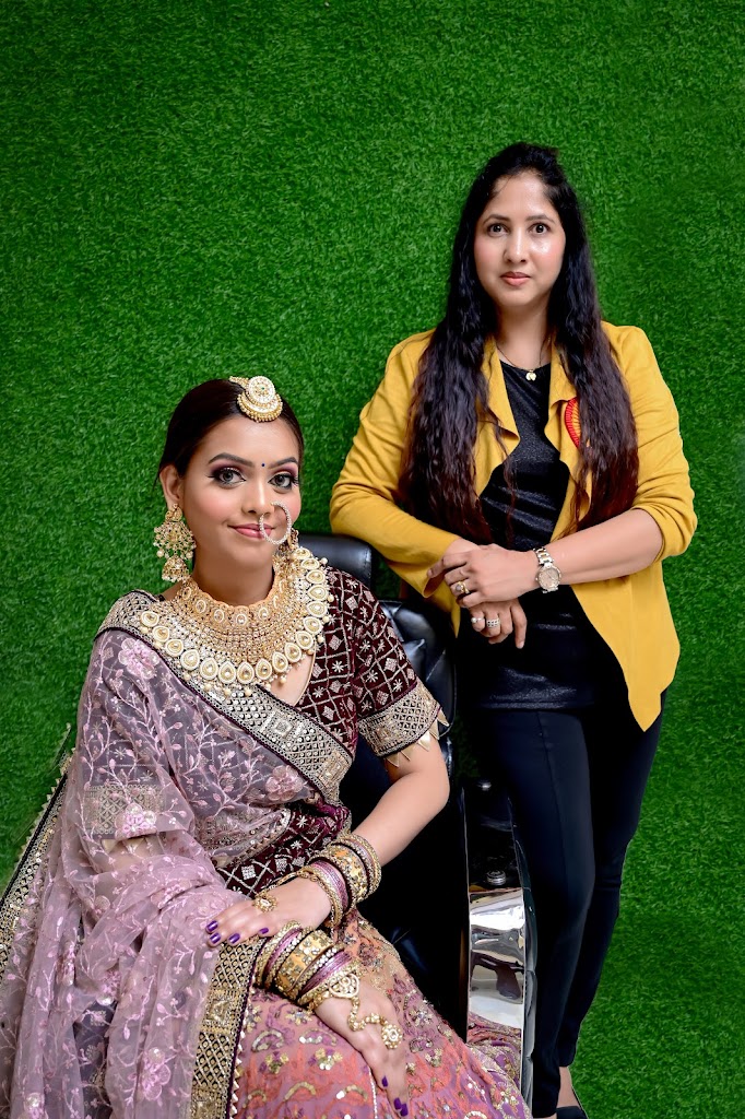 Swatis Beauty Care Best Beauty Parlour And Academy In Ahmednagar