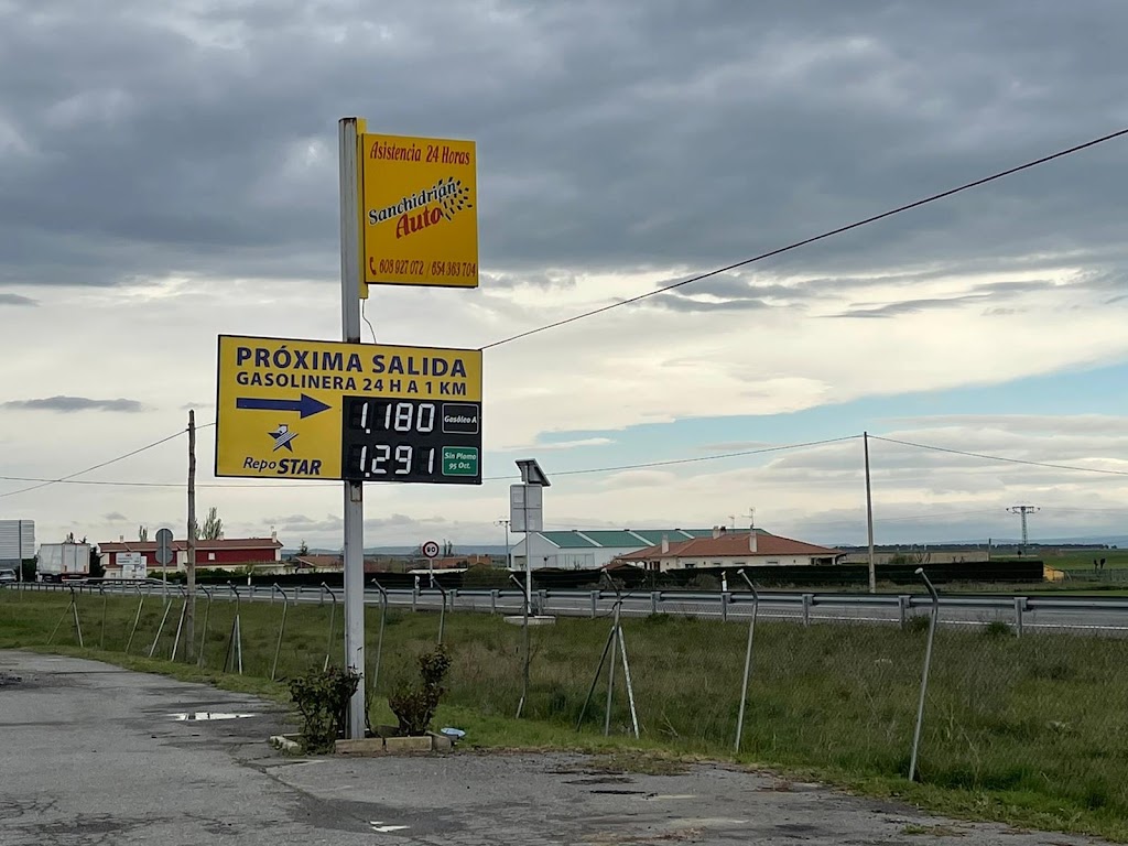 Gasolinera Sanchidrian Repostar — Del propietario