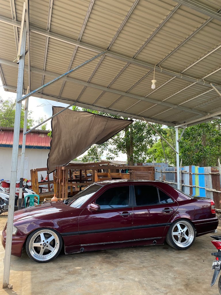 Bengkel Mobil Max Garage