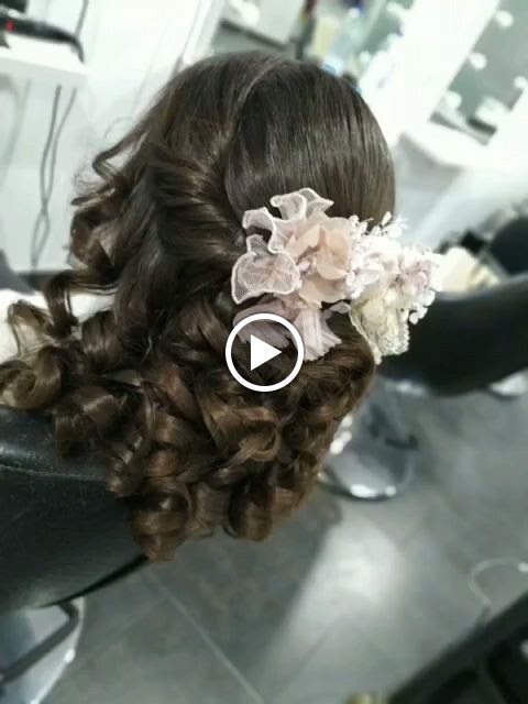 Eva Molera Estilistas — Videos