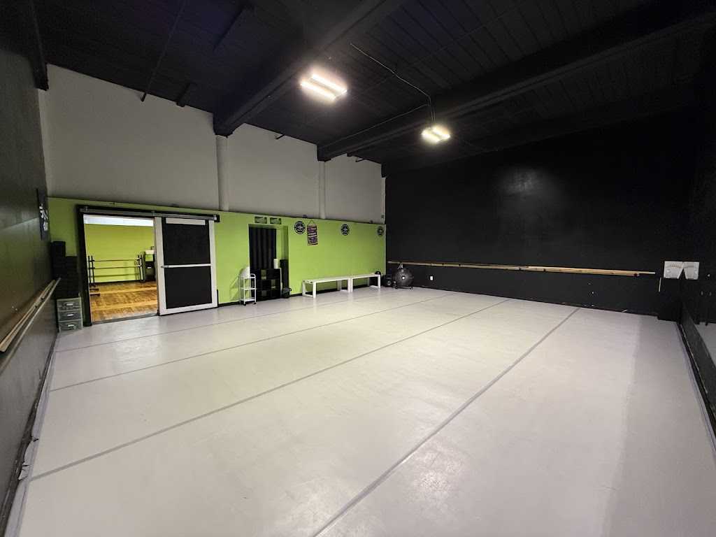  Evolution Dance Company