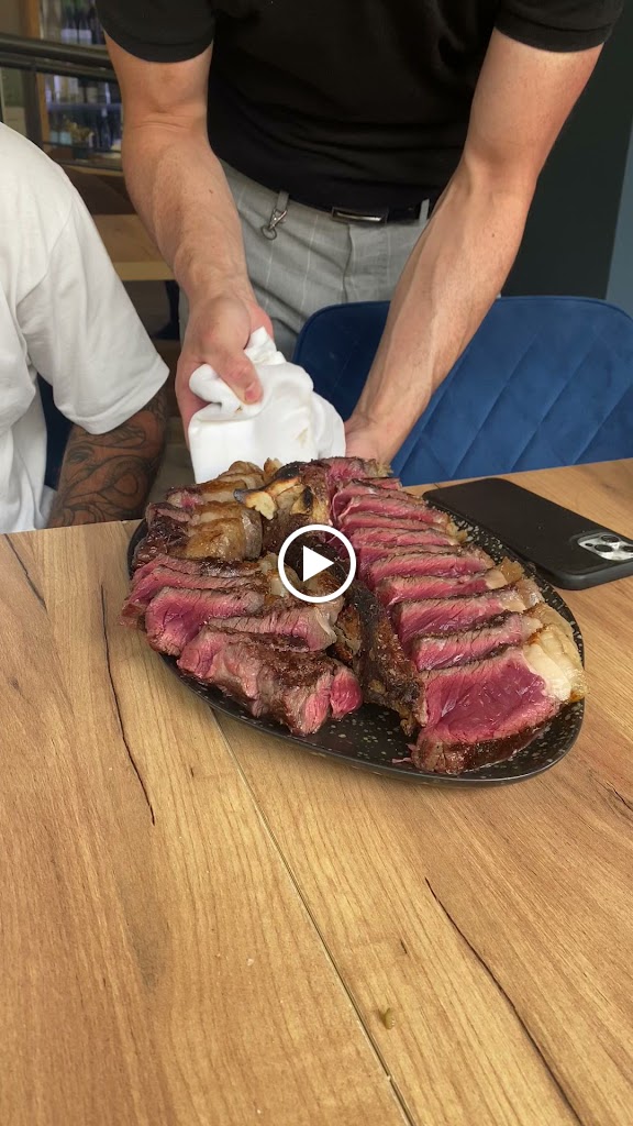 Reilos Carns & Grill — Videos