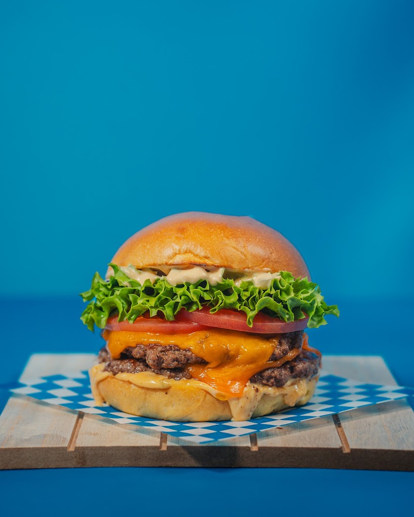 Boardwalk Fries Burgers Shakes - Markham