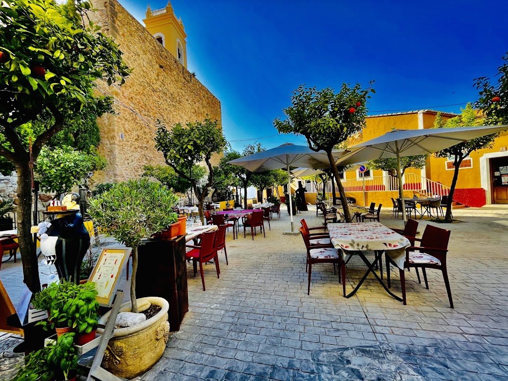 RESTAURANTE LOS DOS CANONES.