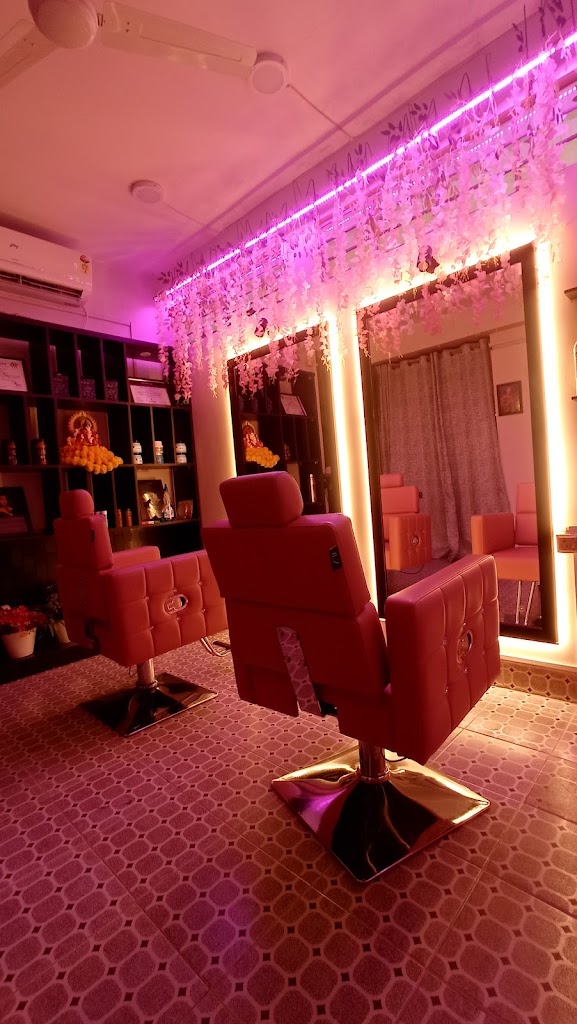 Gb Gayatri S Saloon And Makeup Studio