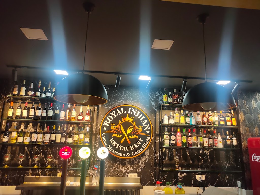Royal Indian Restaurant — Ambiente