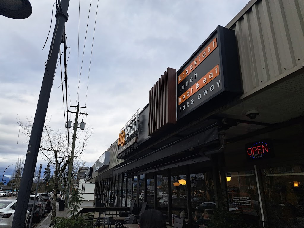 Bistro in Maple-Ridge