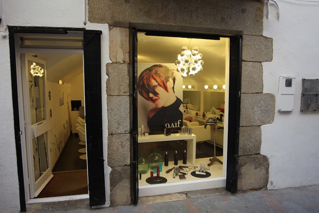 Naif — Exterior