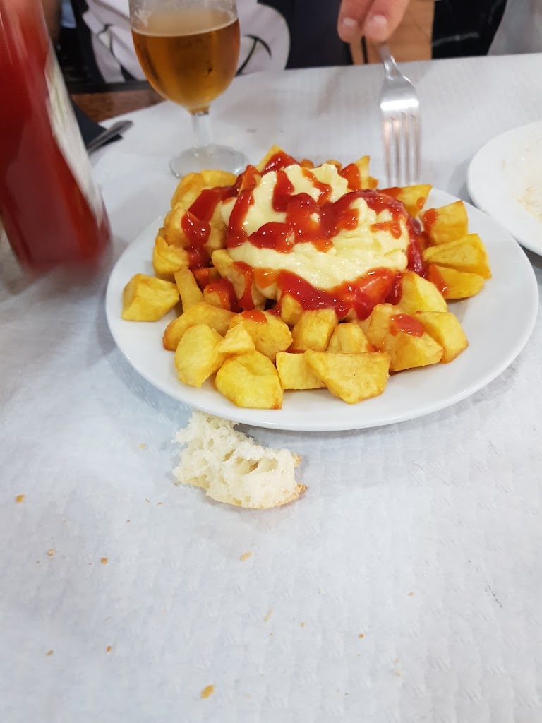 Bar Jodar — Patatas bravas