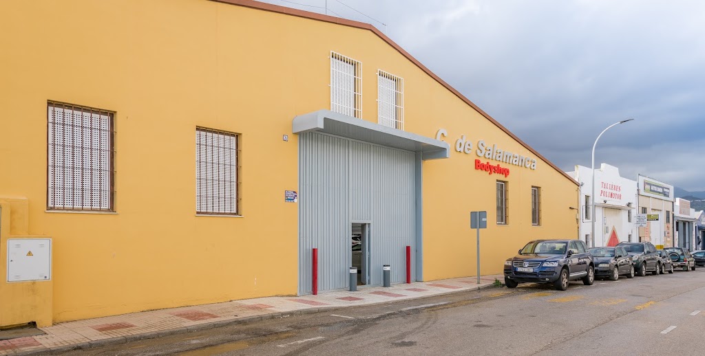 Centro Avanzado de Carroceria y Pintura * Advanced Body Shop C. de Salamanca (Estepona) — Del propietario