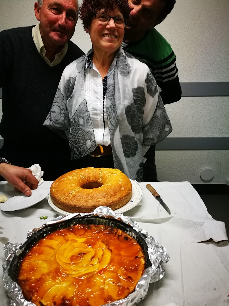Bar Donosti — Comida y bebida