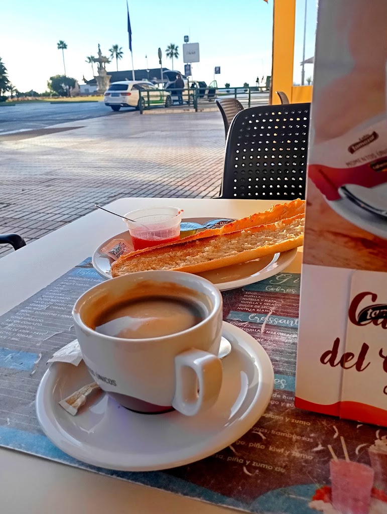 Cafe del gino — Comida y bebida
