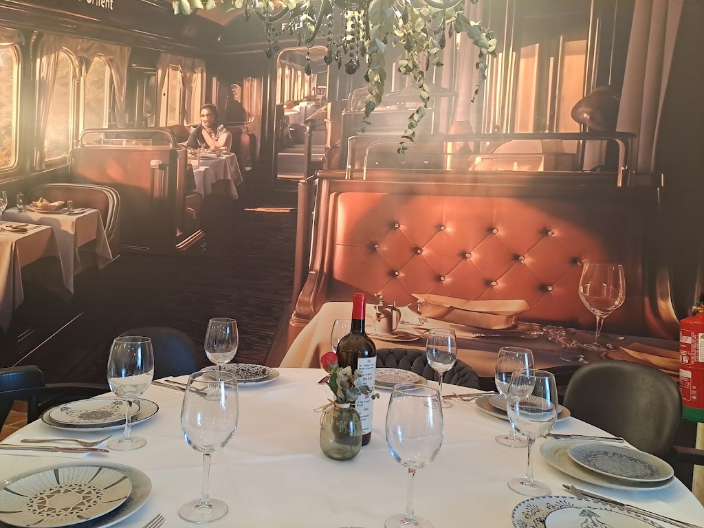 EL VAGON BAR RESTAURANTE — Ambiente