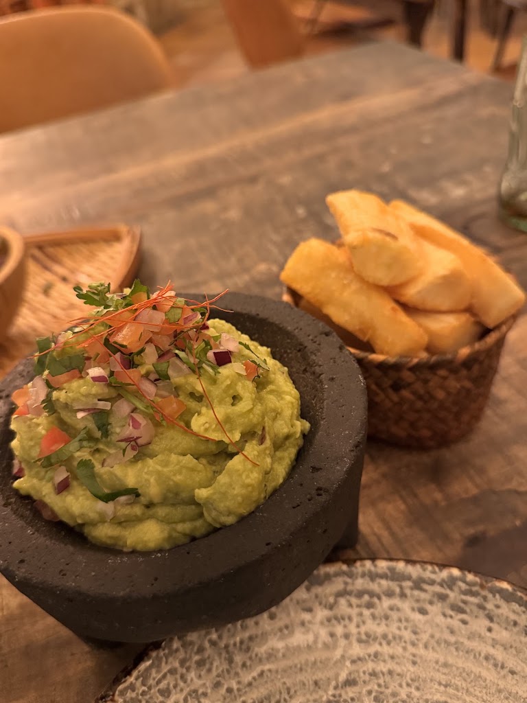 Chola Gastro Javea — Guacamole