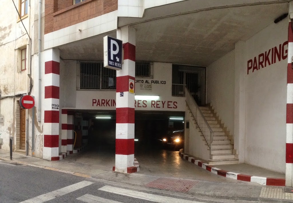Parking Tres Reyes