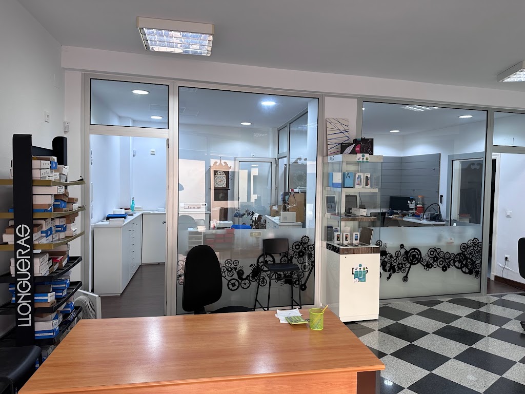 TAJONA REPARACIONES, RECICLA Y REUTILIZA — Del propietario