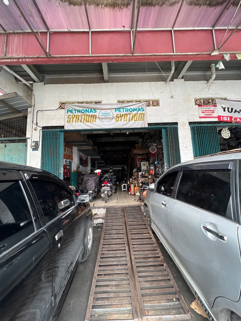 Dunia Motor Toko