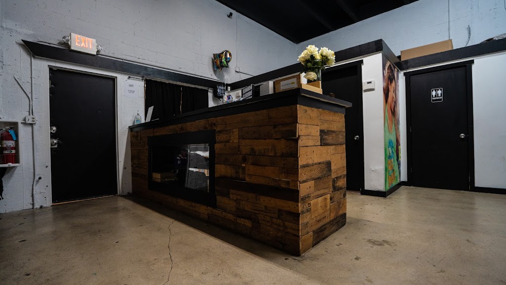  Black Box Studios Miami - Dance & Movement