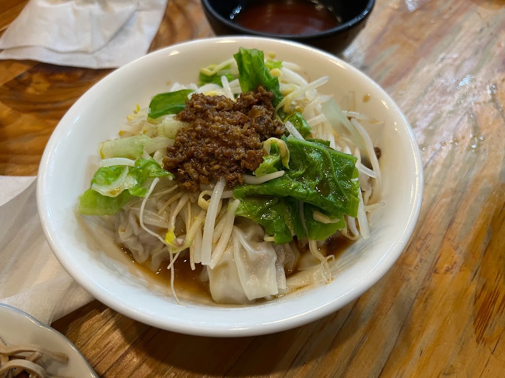 鹿港圓環頂麵食館 的照片