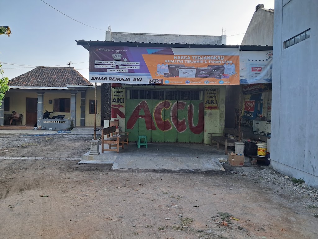 SINAR REMAJA AKI WEDI