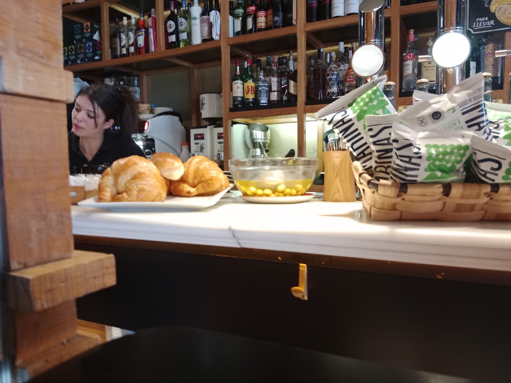 Bar Bacaicoa — Comida y bebida