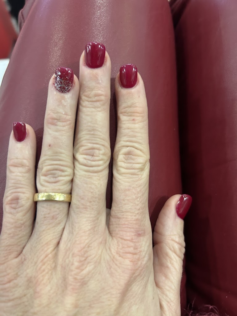 Queen nail Torrente