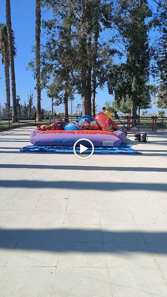 Bar El Parke Coffee & Food — Videos