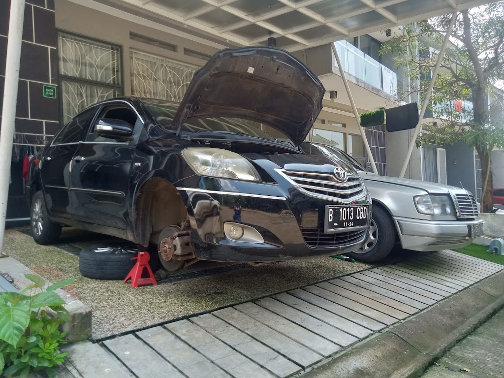 LEVI HOLOGRAM (bengkel mobil panggilan)