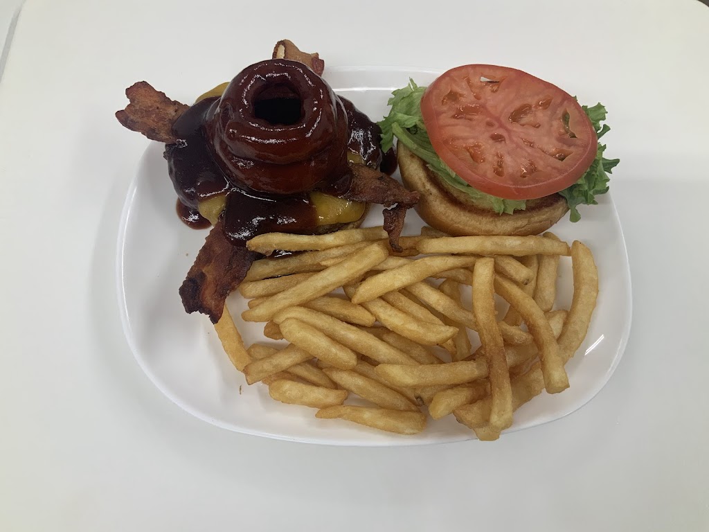  River Ville Bar and Grill