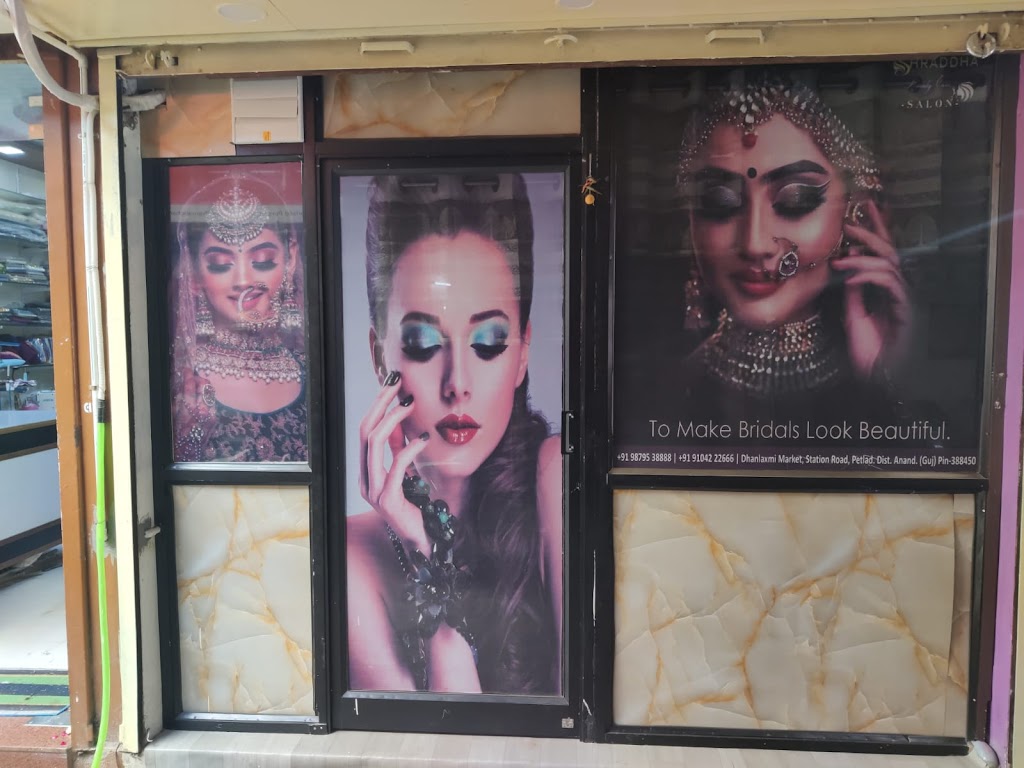 Shraddha Beauty Salon
