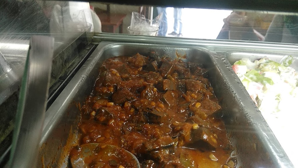 Bar Luis — Comida y bebida