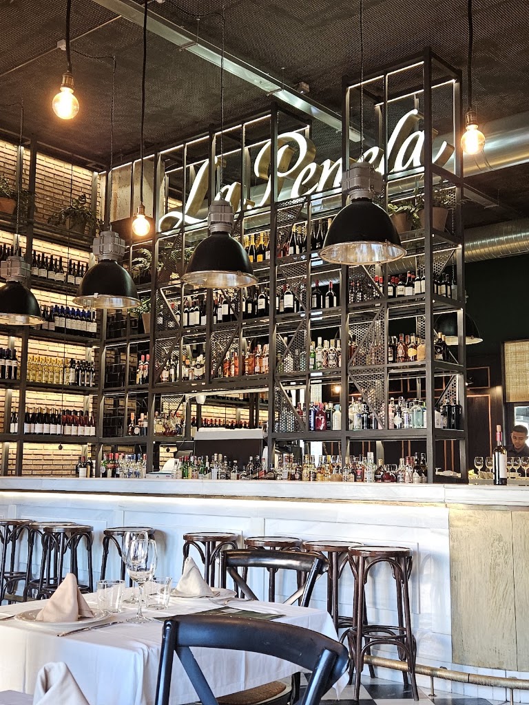 Restaurante La Penela Moraleja — Ambiente