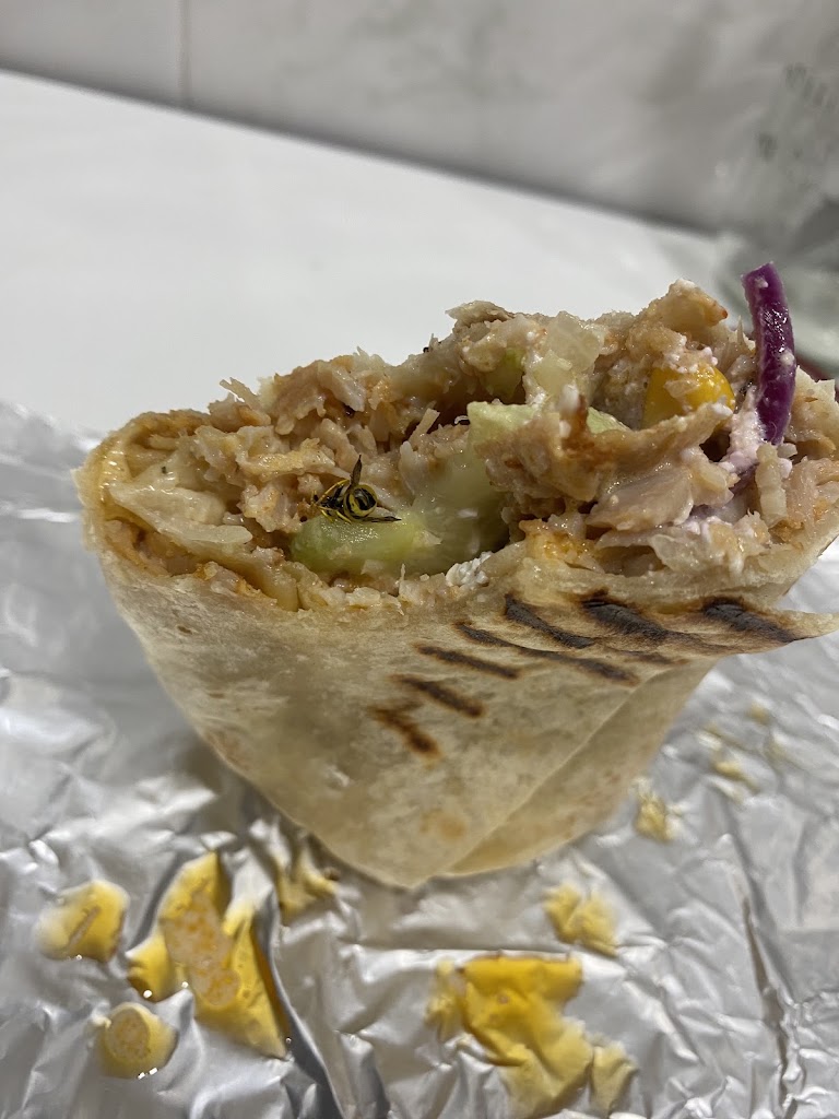 Pizzeria Kebab Factory — Comida y bebida