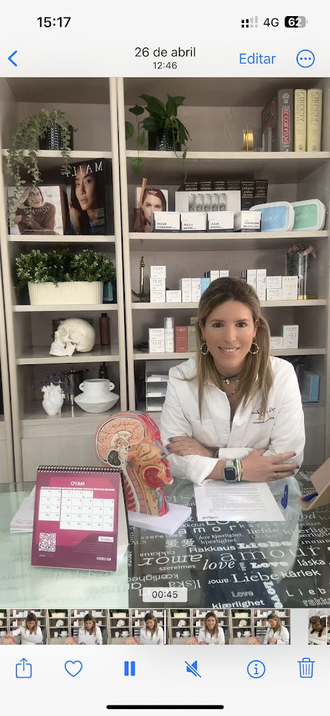 CLINICA Dra. Ana Checa, Med. estetica.