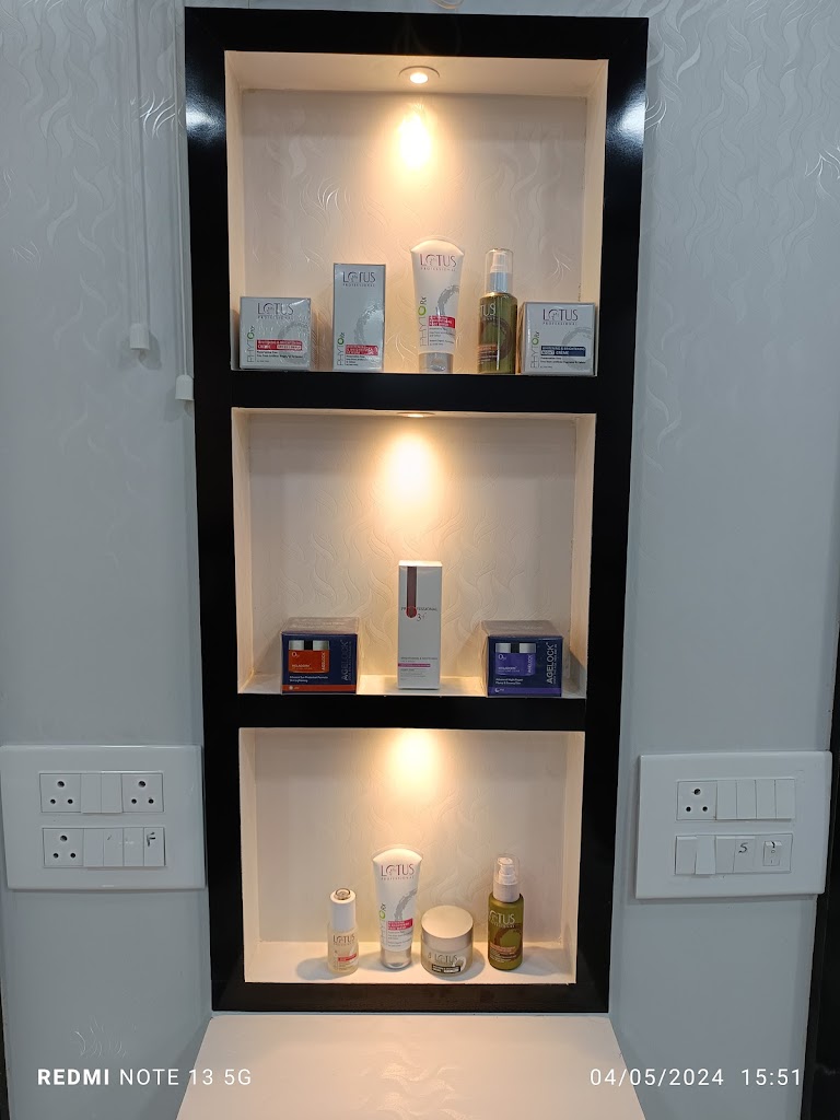 Royal Look Beauty Parlour