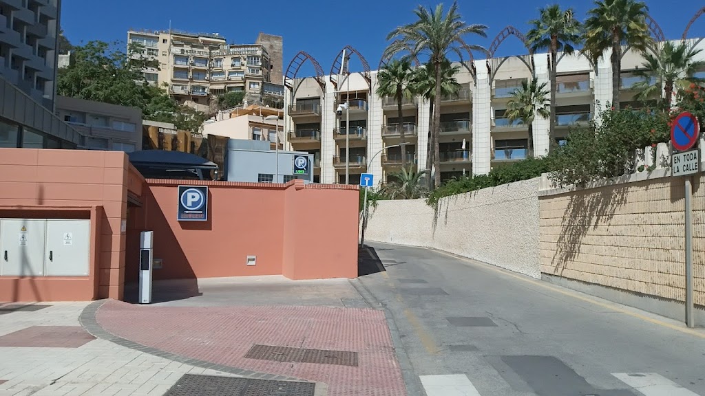 Aparcamiento Discapacitados