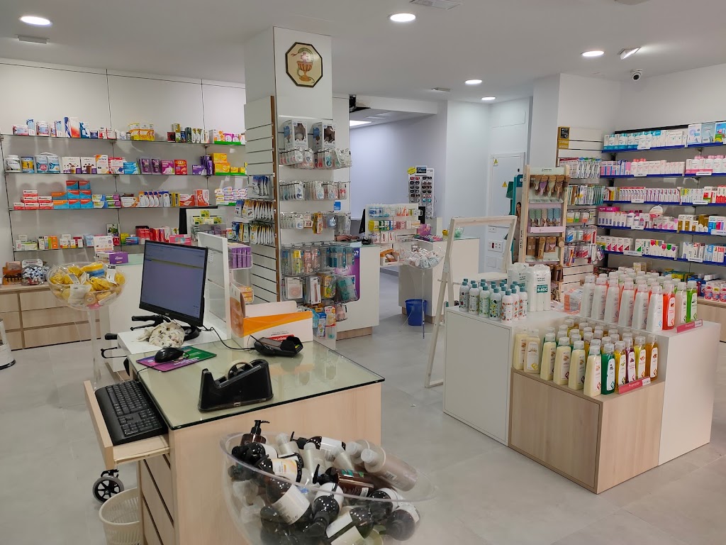 Farmacia Juan Rejon 9.Lcdo Alvaro J. Lopez Plasencia — Del propietario
