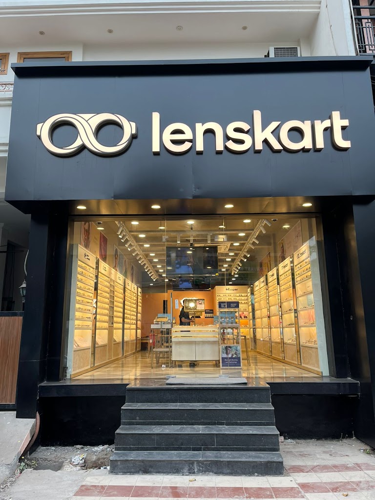 Lenskart Com At Center Point Aligarh