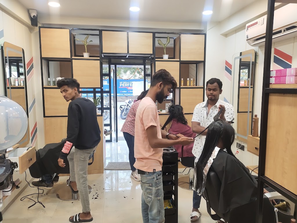 Jiza Professional Salon Beauty Makeup Academy Family Salon