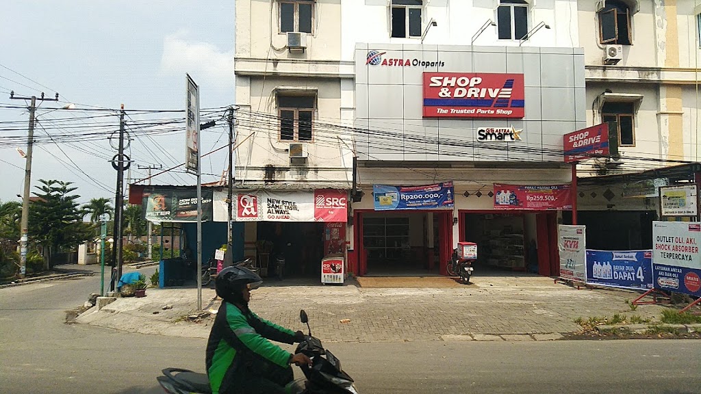 Shop & Drive - Gagak Hitam, Medan