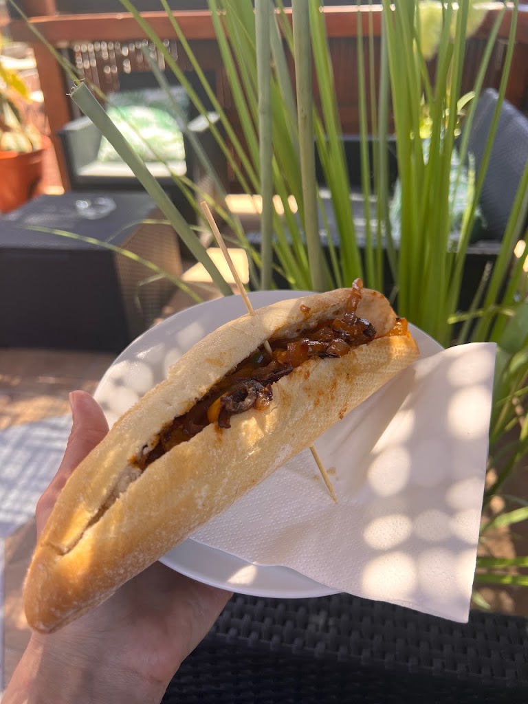Autobar La Ruta Food truck — Comida y bebida