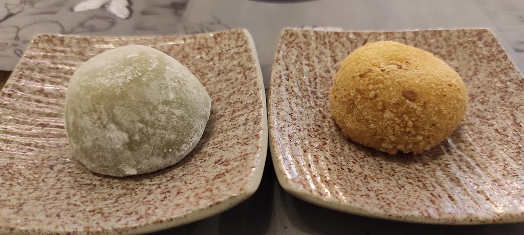 Restaurant Ramen House — Mochi