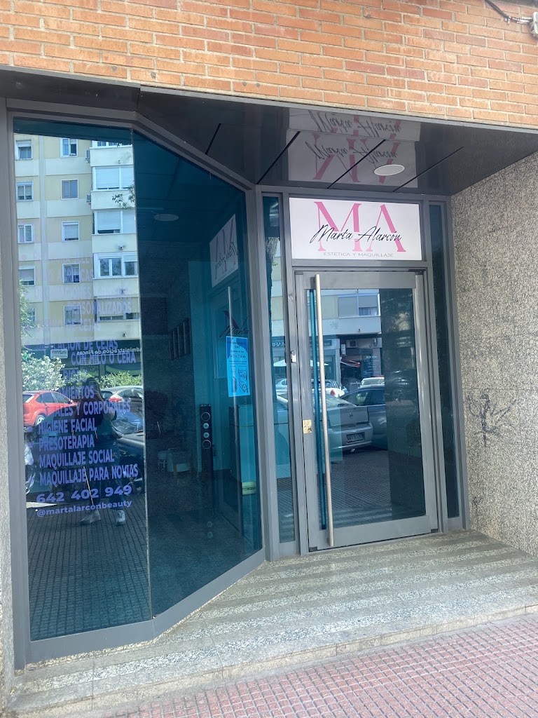 Marta Alarcon Estetica y Maquillaje — Exterior