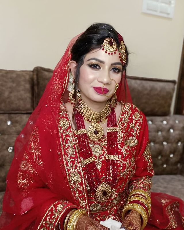 Saniya Beauty Salon Ladies Professional Salon